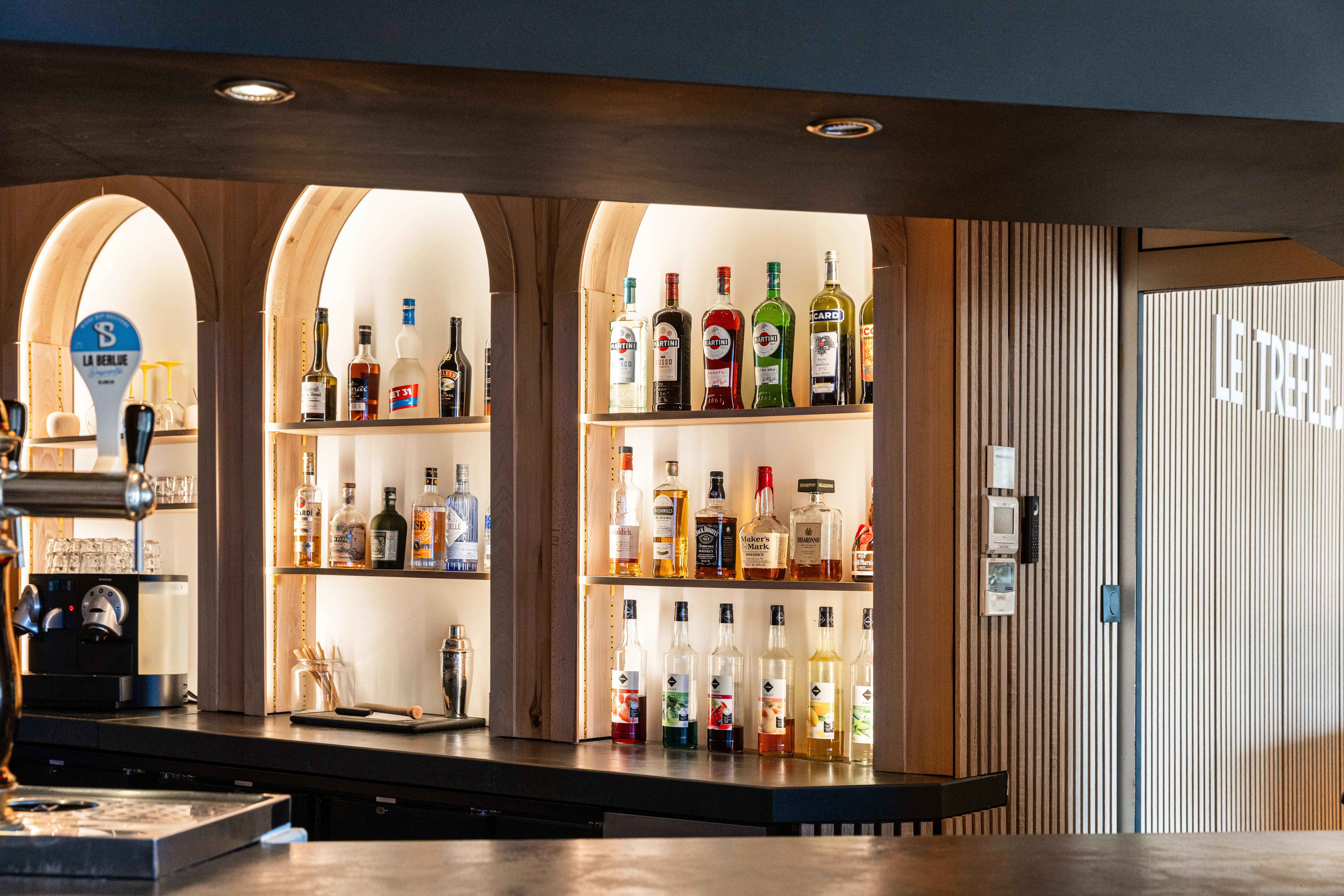 bar 2